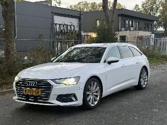damaged passenger cars Audi A6 avant  2022/8