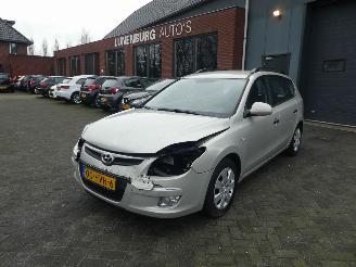 dommages Hyundai I-30 1.6i Active Cool
