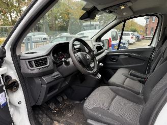 Renault Trafic 2.0 dCi 110 T29  Comfort picture 20