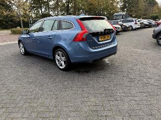 Volvo V-60 2.4 D6 AWD Plug-In Hybrid Summum picture 32