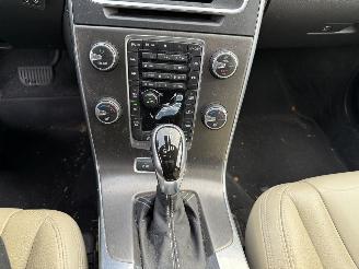 Volvo V-60 2.4 D6 AWD Plug-In Hybrid Summum picture 23