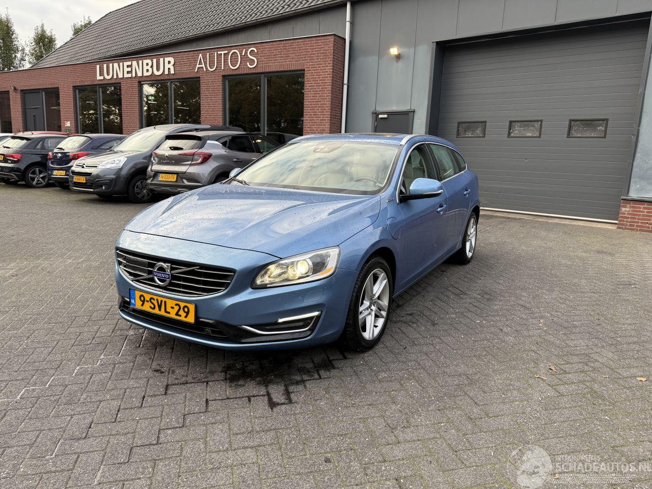 Volvo V-60 2.4 D6 AWD Plug-In Hybrid Summum