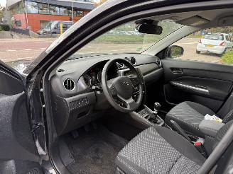 Suzuki Vitara 1.4 Boosterjet Select Smart Hybrid picture 18