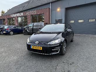 Volkswagen Golf e-Golf (Hatchback 5-dr.) picture 2