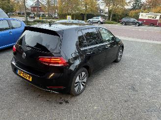 Volkswagen Golf e-Golf (Hatchback 5-dr.) picture 14