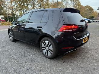 Volkswagen Golf e-Golf (Hatchback 5-dr.) picture 4