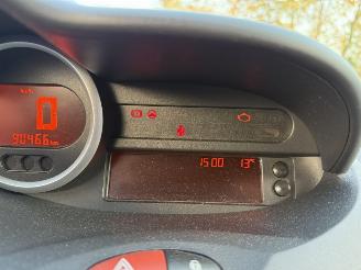 Renault Twingo 1.2-16V Collection  Hatchback 3-dr. picture 20