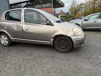 Toyota Yaris 1.3 VVT-i S-Line  AIRCO Hatchback 5-dr. picture 26