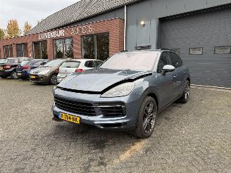 Avarii autoturisme Porsche Cayenne 3.0  PANORAMADAK SUV 5-dr. 2019/7