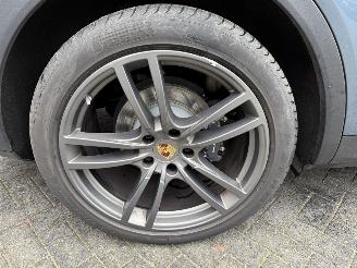 Porsche Cayenne 3.0  PANORAMADAK SUV 5-dr. picture 30