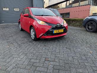Toyota Aygo 1.0 VVT-i x-play (Hatchback 5-dr.) picture 29