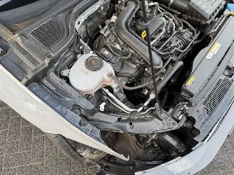 Volkswagen Golf 1.0 TSI Life Business (Hatchback 5-dr.) picture 11