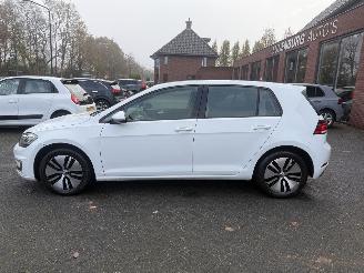 Volkswagen e-Golf  picture 2