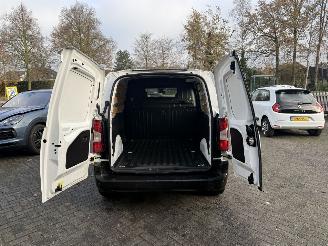 Peugeot Partner 1.2  BENZINE  PureTech Premium picture 10