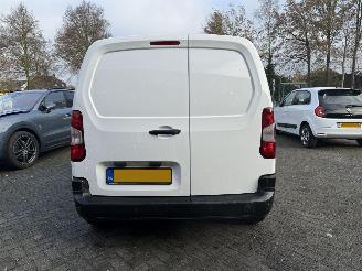 Peugeot Partner 1.2  BENZINE  PureTech Premium picture 4