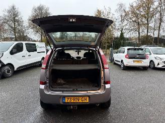 Opel Meriva 1.6-16V Cosmo (MPV 5-dr.) picture 24