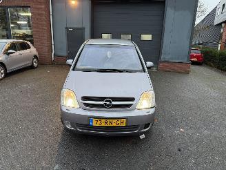 Opel Meriva 1.6-16V Cosmo (MPV 5-dr.) picture 7