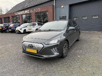 skadebil auto Hyundai Ioniq Premium EV 38 kWh (Hatchback 5-dr.) 2020/10