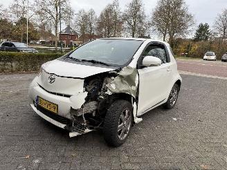 Toyota iQ 1.0 VVTi Aspiration AUTOMAAT picture 11