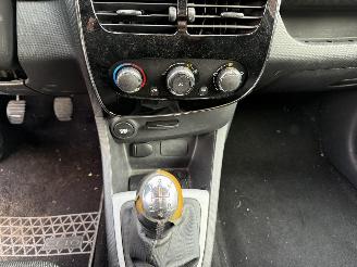 Renault Clio 0.9 TCe Dynamique  NAVIGATIE Hatchback 5-dr. picture 17