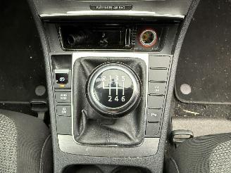 Volkswagen Passat 1.6 TDI Comfortline BlueMotion picture 34