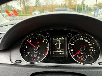 Volkswagen Passat 1.6 TDI Comfortline BlueMotion picture 19