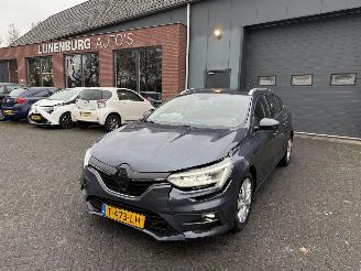 Schadeauto Renault Mégane 1.3 TCe 140 Equilibre 2023/7