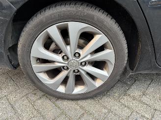 Toyota Auris 1.8 Hybrid Lease Pro picture 15