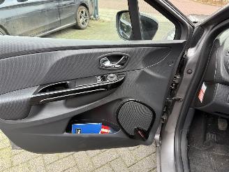 Renault Clio 0.9 TCe Authentique  Hatchback 5-dr. picture 21