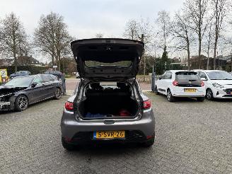 Renault Clio 0.9 TCe Authentique  Hatchback 5-dr. picture 14