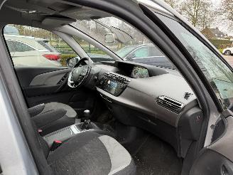 Citroën C4-picasso 1.2 PureTech Tendance 7 PERSOONS picture 18
