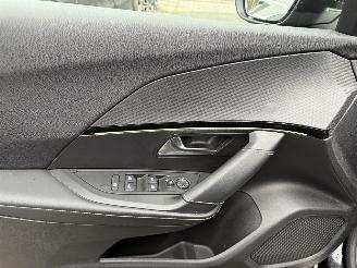 Peugeot e-2008 EV GT 50 kWh PANORAMADAK (SUV 5-dr.)   12769 EX BTW picture 13