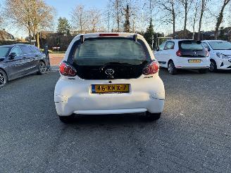 Toyota Aygo 1.0-12V Comfort  AIRCO  (Hatchback 5-dr.) picture 3
