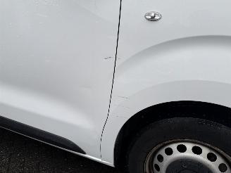 Toyota Proace 2.0 D-4D Cool Comfort Long picture 15