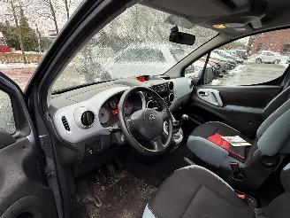 Citroën Berlingo 1.6 VTi Attraction (MPV 4-dr.) picture 19