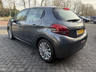 Peugeot 208 1.2 PureTech Allure (Hatchback 5-dr.) picture 3