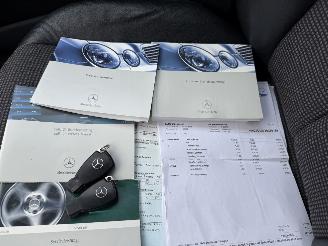 Mercedes E-klasse 240 Avantgarde AUTOMAAT picture 19