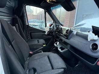 Mercedes Sprinter 317 1.9 CDI L4H3 AUTOMAAT LED picture 14