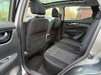 Nissan Qashqai 1.2 Connect Edition (SUV 5-dr.) picture 13