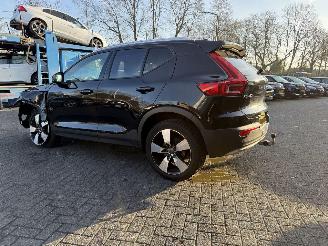 Volvo XC40 2.0 T5 AWD Intro Edition (SUV 5-dr.) picture 3