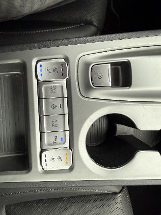 Hyundai Kona EV Premium 64 kWh (SUV 5-dr.) 10537  EX BTW picture 26