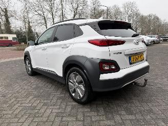 Hyundai Kona EV Premium 64 kWh (SUV 5-dr.) 10537  EX BTW picture 9