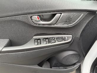 Hyundai Kona EV Premium 64 kWh (SUV 5-dr.) 10537  EX BTW picture 19