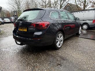 skadebil auto Opel Astra 1.4 Turbo Sport 2011/1