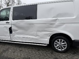 Volkswagen Transporter 2.0 TDI L2H1 30 DC Comfortline picture 28