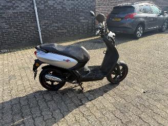 Peugeot  KISBEE picture 6