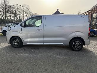 Peugeot Expert 2.0 BlueHDI 120 Premium Pack picture 2