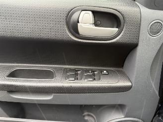 Mitsubishi Colt 1.3 Edition Two (Hatchback 5-dr.) picture 19