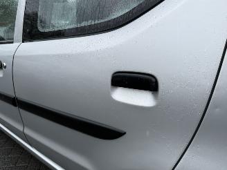 Suzuki Alto 1.0 Comfort (Hatchback 5-dr.) picture 16