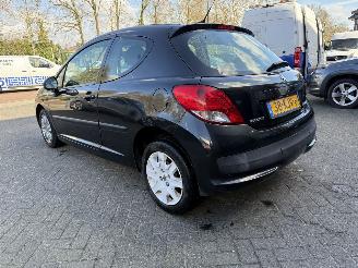 Peugeot 207 1.4 VTi X-line (Hatchback 3-dr.) picture 3